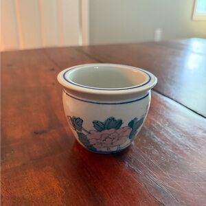 Vintage Chinoiserie Floral Ceramic Planter